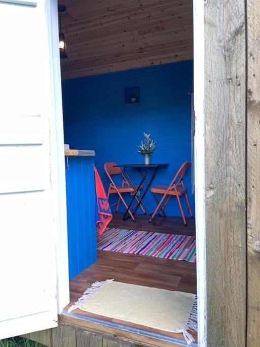Кемпинг Shepherds Hut - Brecon Beacons